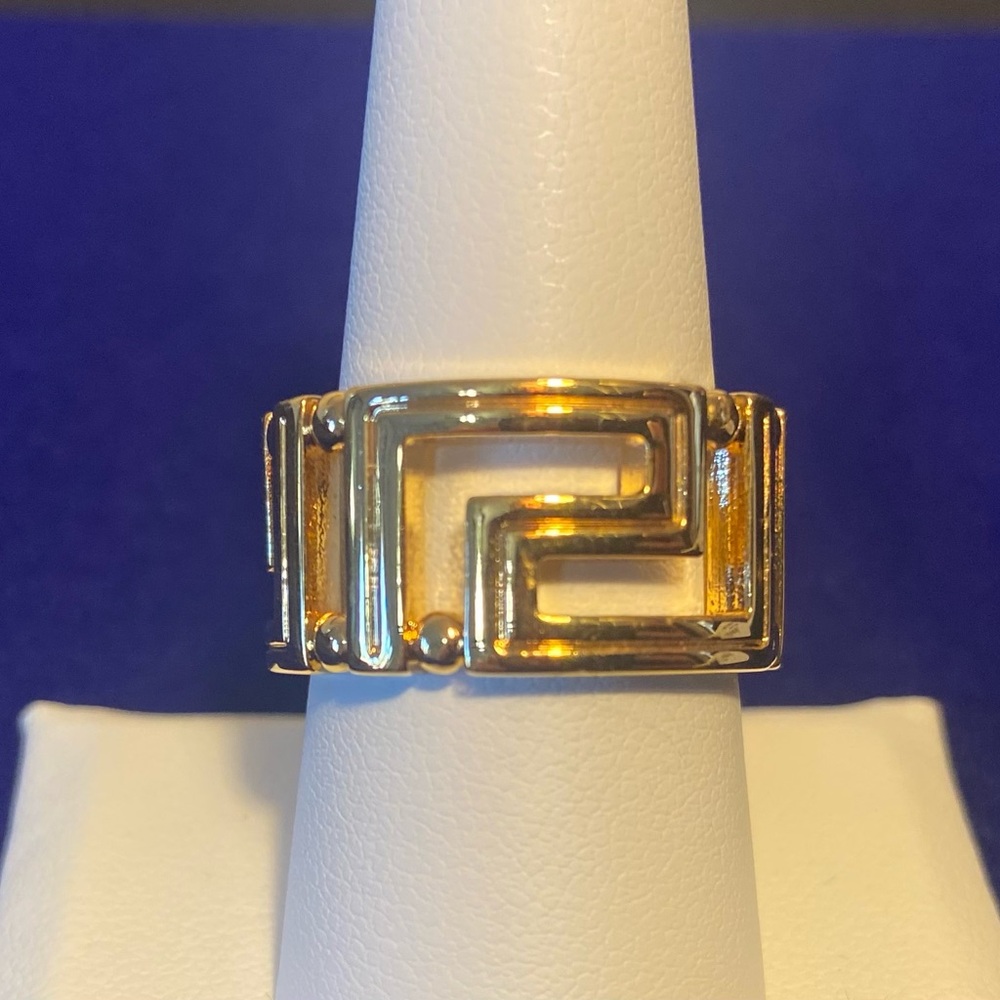 🔥 VERSACE ~ FIRM ~ Greca ~ Ring ~ Sz 21 ~ NWT ~ Authentic ✨💫✨ - Picture 13 of 14